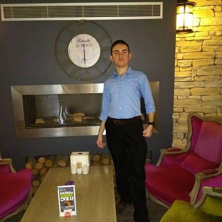 &Ccedil;orum&rsquo;da bir gen&ccedil; evinde &ouml;l&uuml; bulundu

