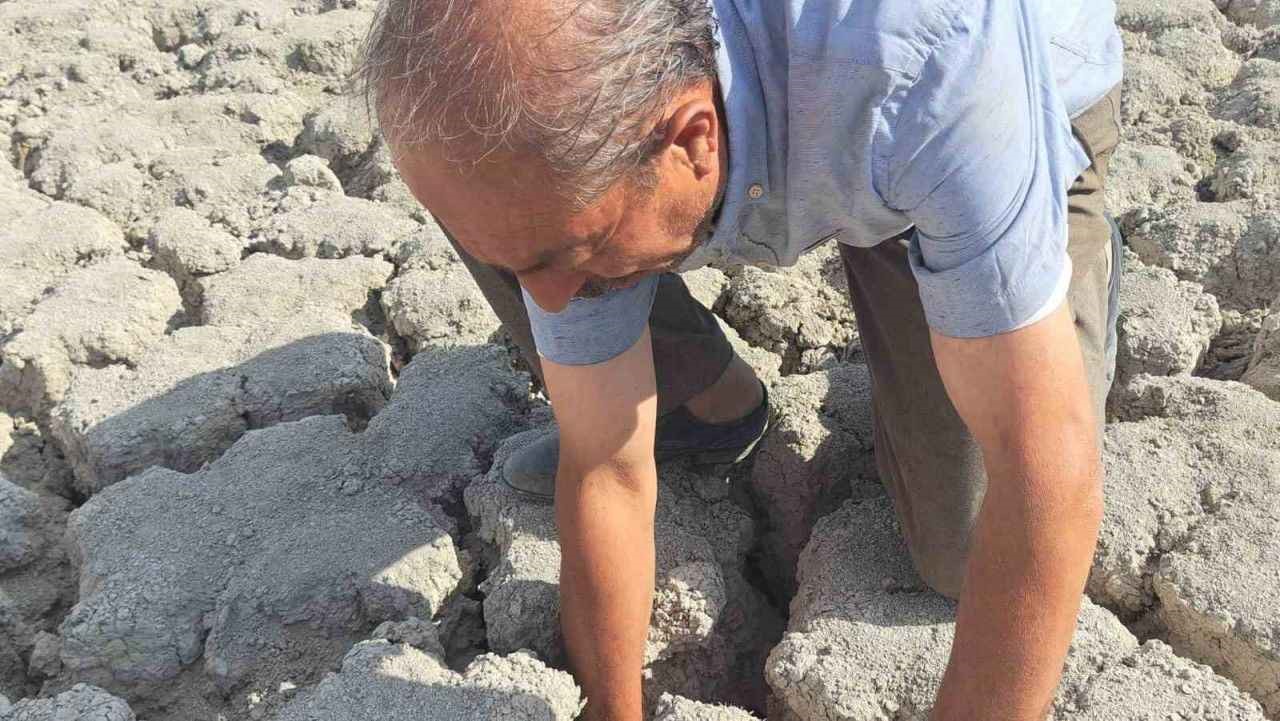 Kuraklık nedeniyle kuruyan g&ouml;l yeniden doldu
