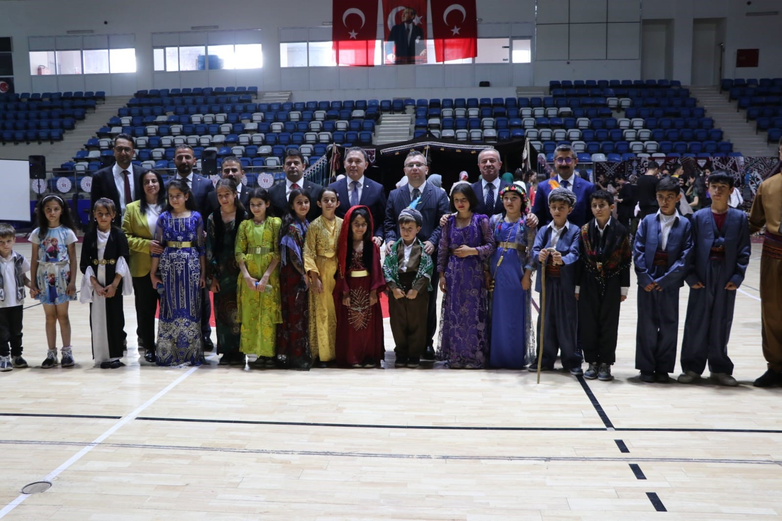 Hakk&acirc;ri&rsquo;de yılsonu sergisi
