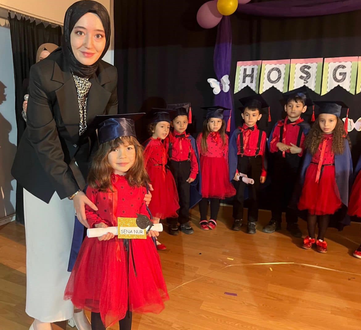 Dumlupınar&rsquo;da miniklerin yılsonu sergisi
