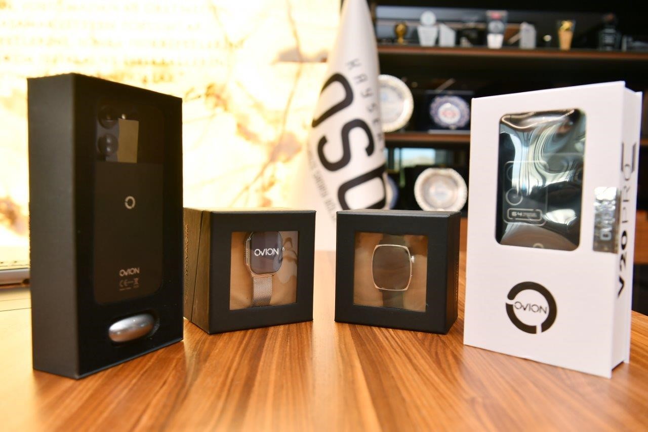 T&uuml;rkiye&rsquo;nin Yeni Akıllı Cep Telefonu OVION, Kayseri OSB y&ouml;netimine tanıtıldı
