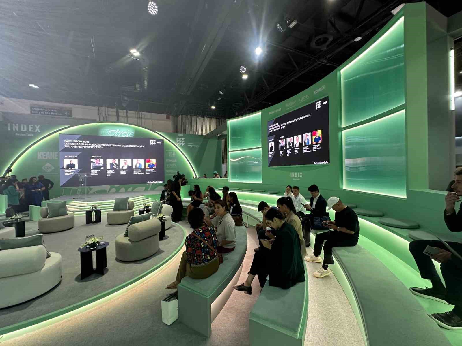 Bir ilke imza atan DTO 25 &uuml;yesiyle Dubai Fuarına gitti

