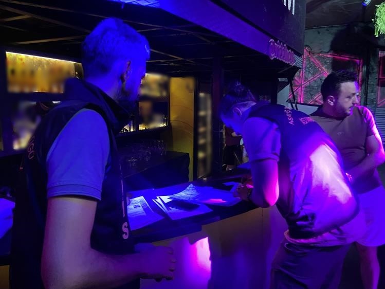 Beyoğlu’nda eğlence mekanlarına yönelik denetim