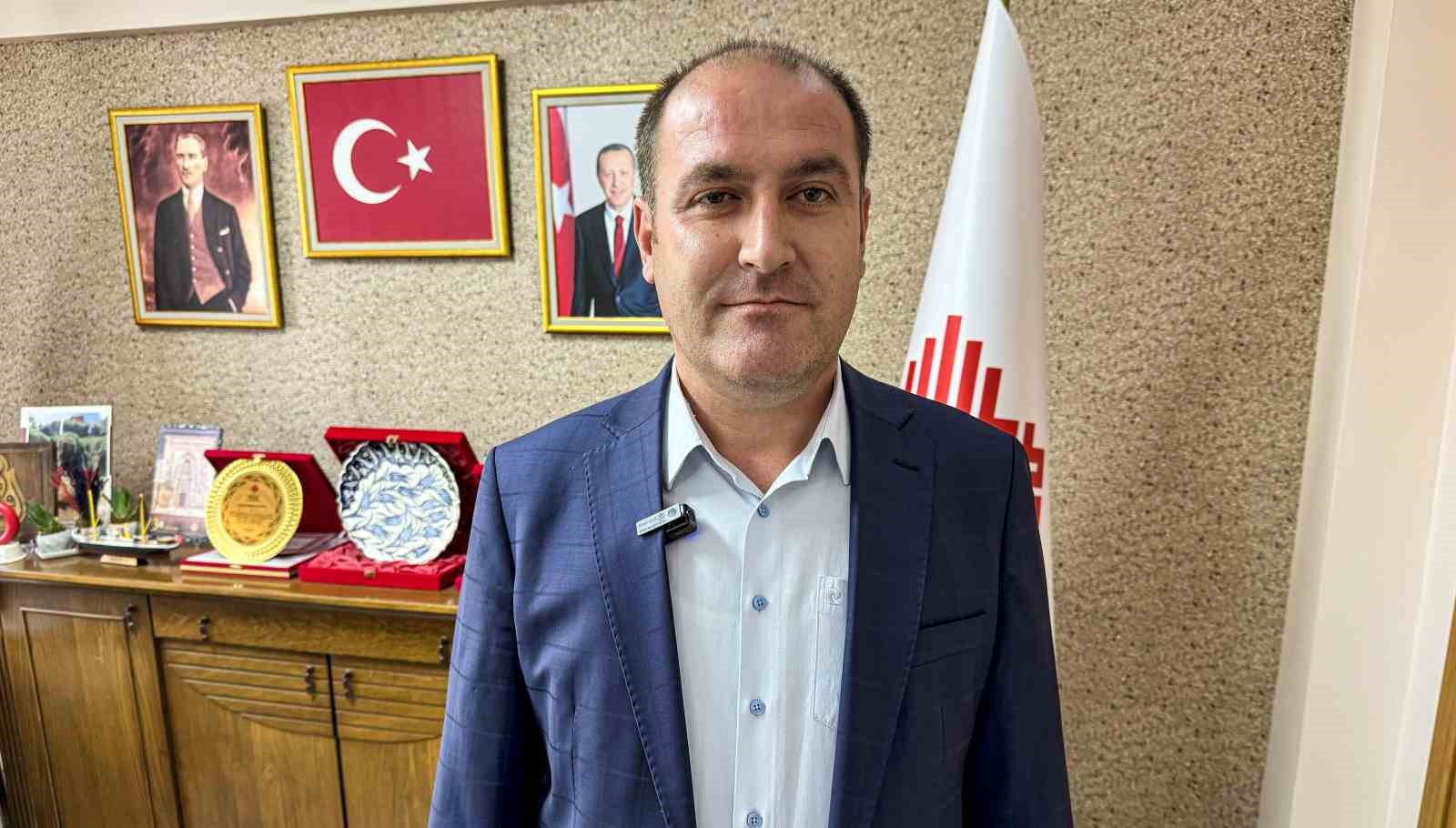 Altı asırlık &ouml;zel işlemeli cami tavanı orijinalliğini koruyor
