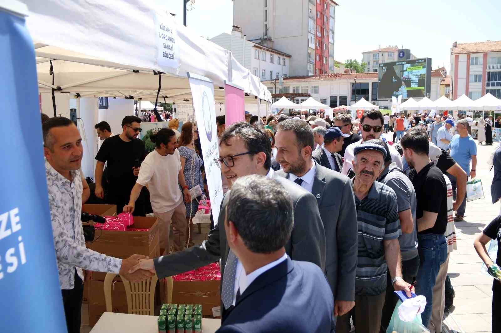 K&uuml;tahya OSB, D&uuml;nya &Ccedil;evre G&uuml;n&uuml; etkinliklerinde s&uuml;rd&uuml;r&uuml;lebilir geleceğe katkılarını tanıttı
