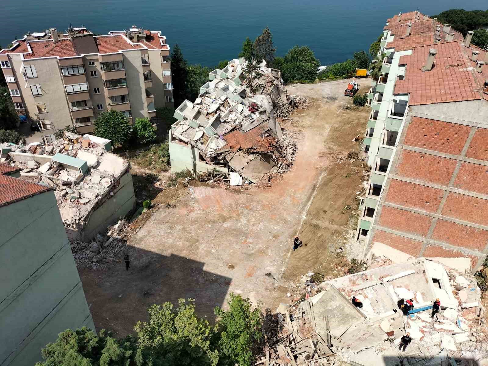 Bursa&rsquo;da b&uuml;y&uuml;k deprem tatbikatı başladı
