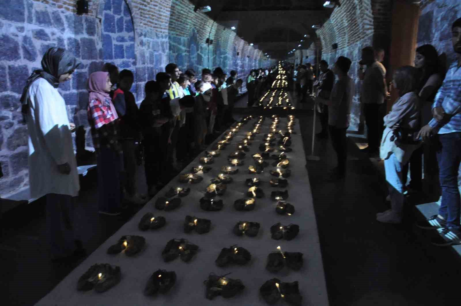 Kars&rsquo;ta orta&ouml;ğretim &ouml;ğrencileri tarihi yerinde &ouml;ğreniyor
