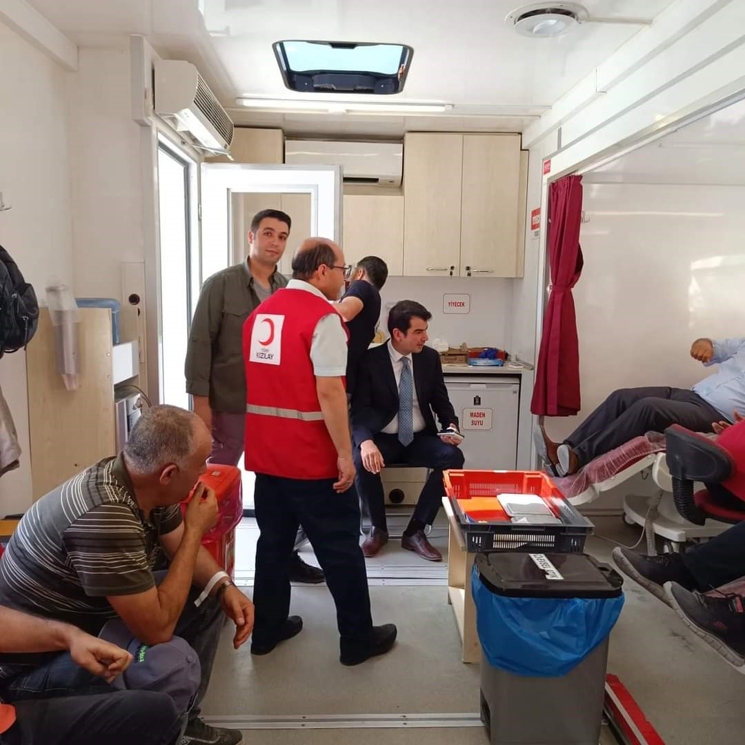 Sungurlu Kaymakamı K&ouml;ksal kan bağışı yaptı
