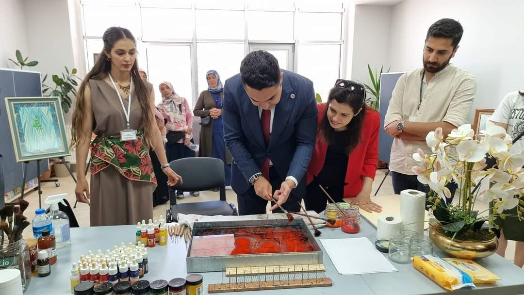 G&ouml;lbaşı Halk Eğitim Merkezi yılsonu sergisi a&ccedil;ıldı
