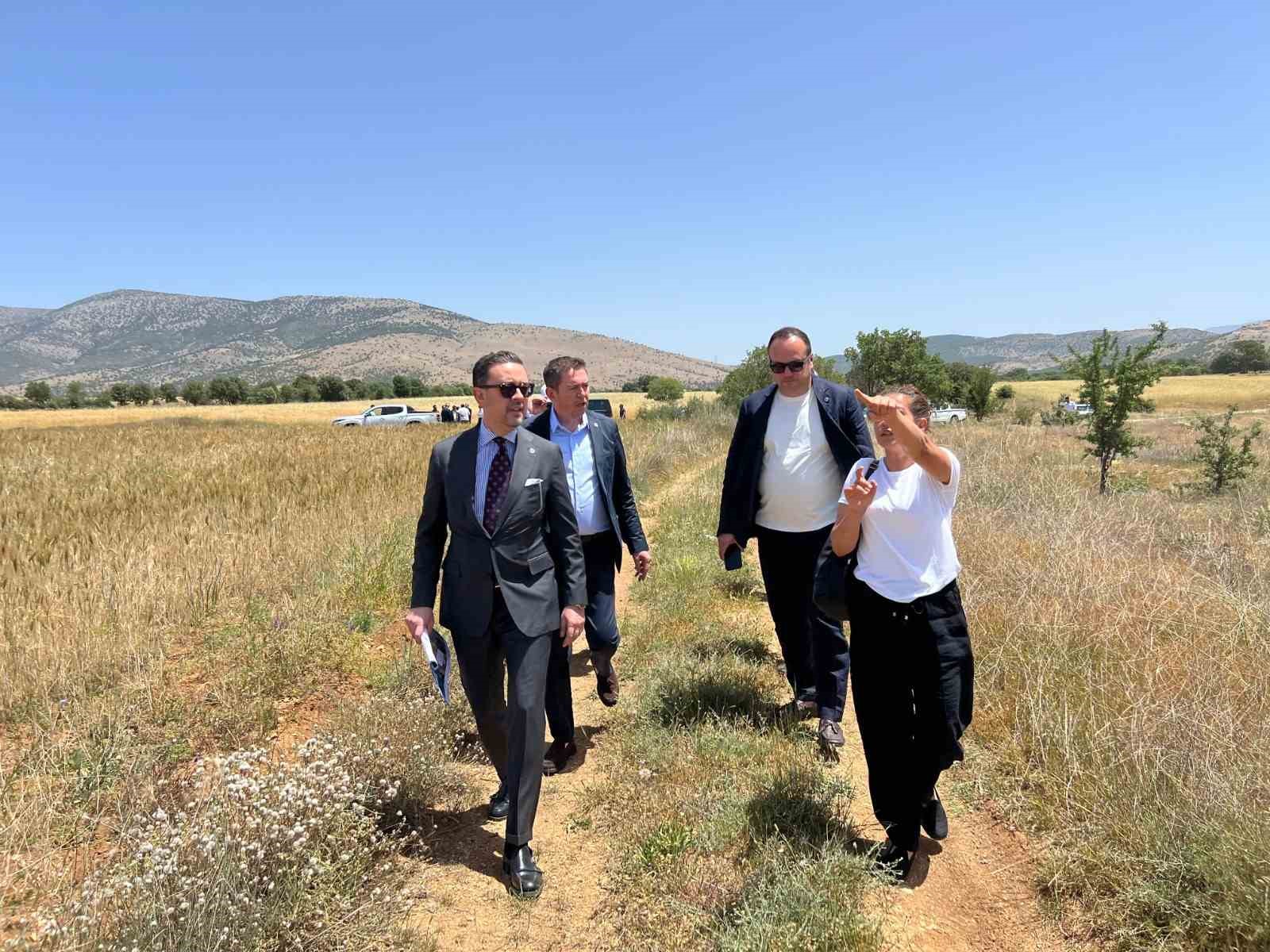 Başkan Kasapoğlu: &ldquo;Denizli&rsquo;nin &uuml;retim g&uuml;c&uuml; &Ccedil;ivril OSB ile daha da y&uuml;kselecek&rdquo;
