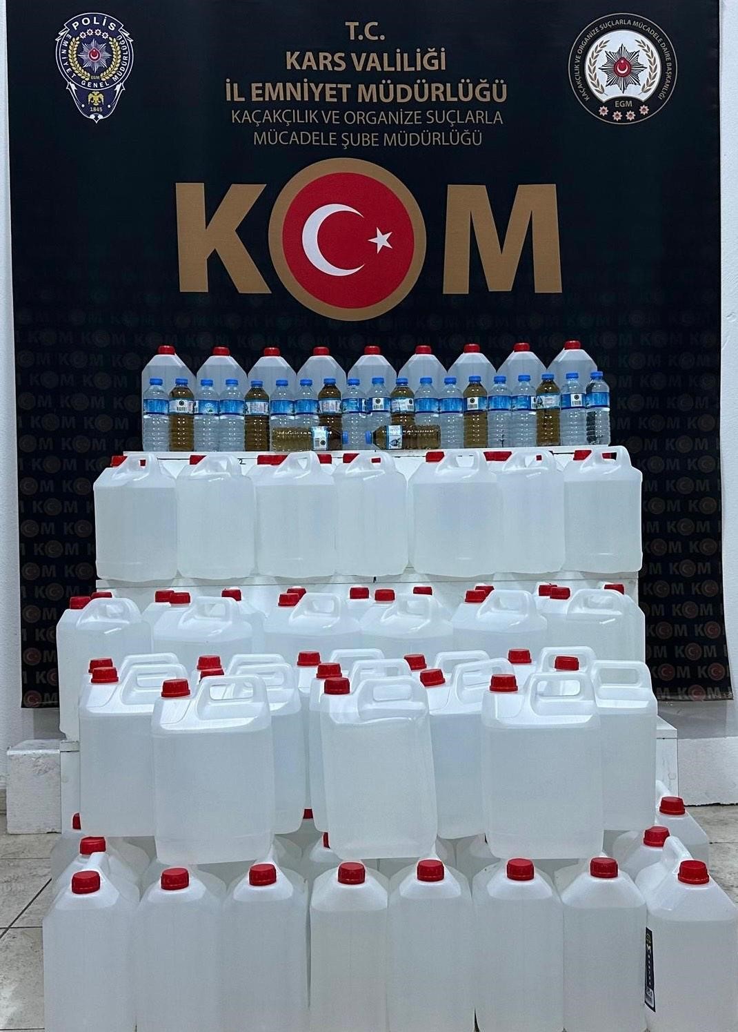 Kars’ta kaçak alkol ele geçirildi