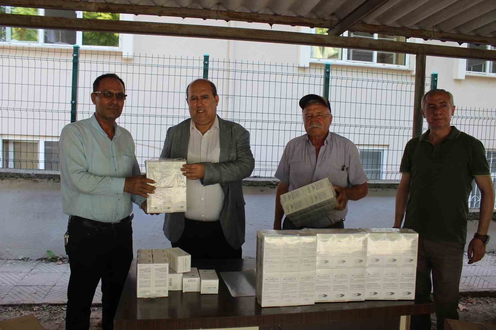 Bilecik&rsquo;te arıcılara Tarım ve Orman Bakanlığından ila&ccedil; desteği
