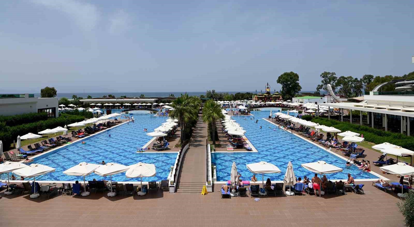 Kuşadası turizmine 9 günlük bayram tatili dopingi
