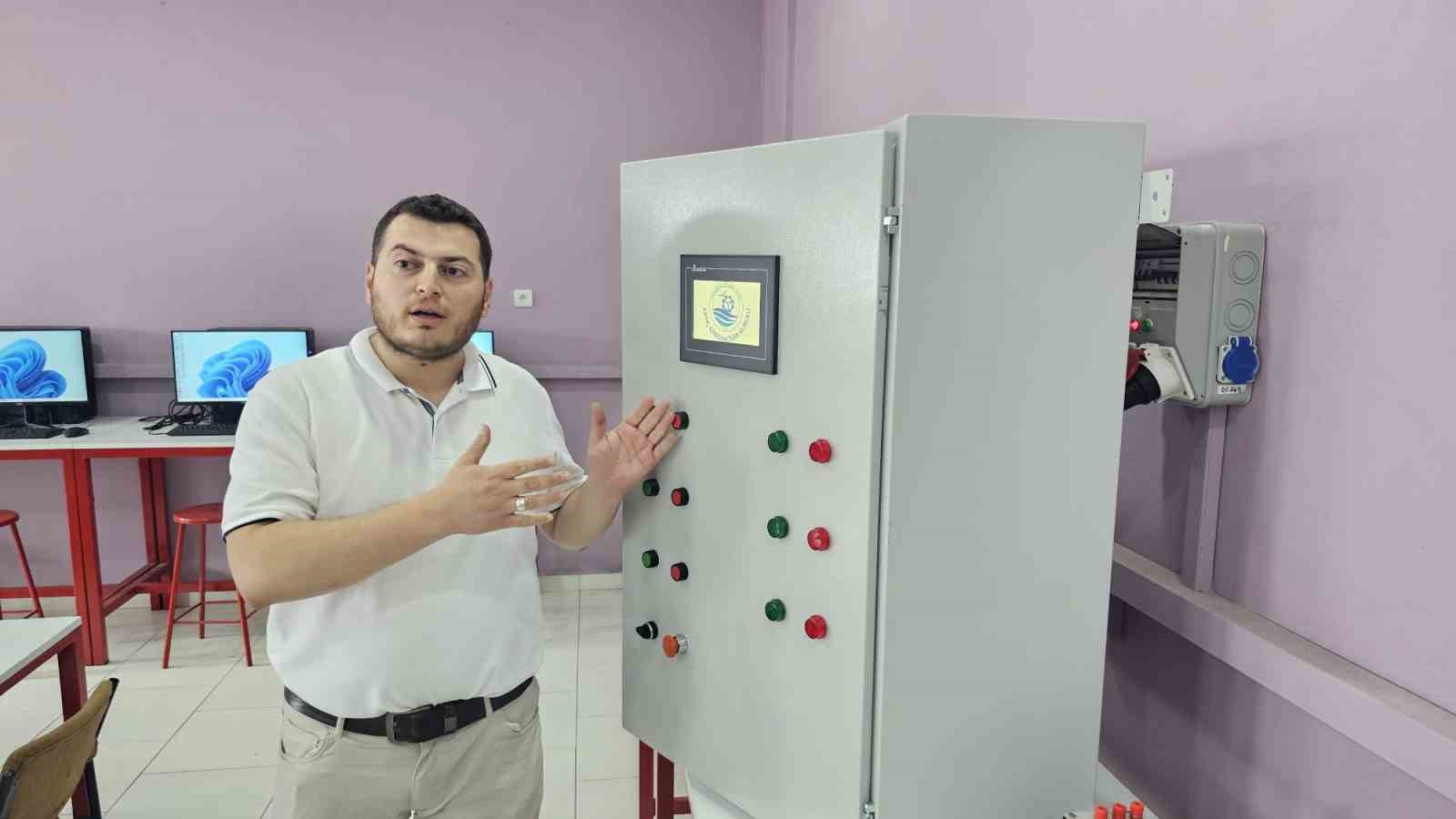 Bandırma Ticaret Odası&rsquo;ndan meslek lisesine otomasyon desteği
