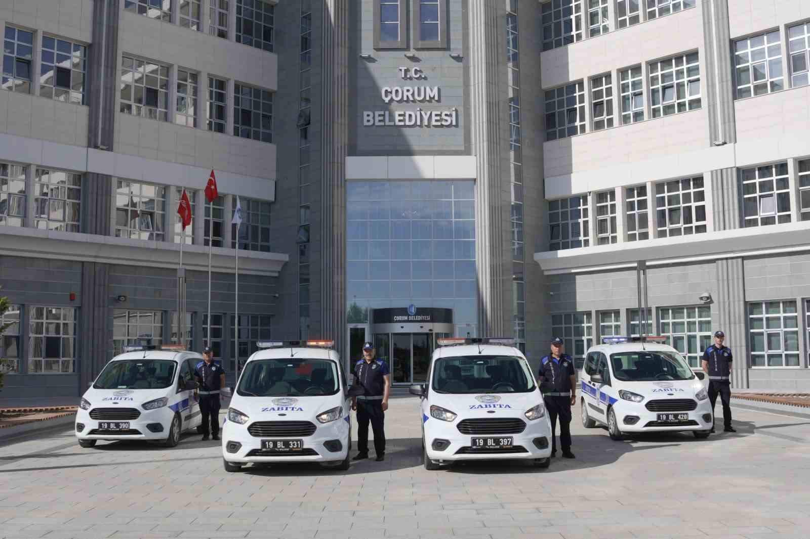Toplu ulaşımın &uuml;cretsiz olacağı kentte, zabıta ekipleri ge&ccedil; kalan adayların yardımına koşacak
