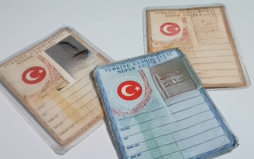 Gedizli muhtardan kimlik değiştirme uyarısı
