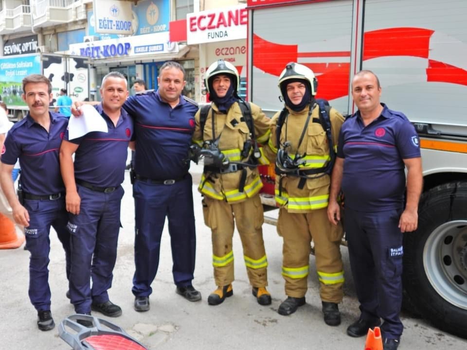 Erdek Neyyire Sıtkı Devlet Hastanesi&rsquo;nde ger&ccedil;eği aratmayan tatbikat
