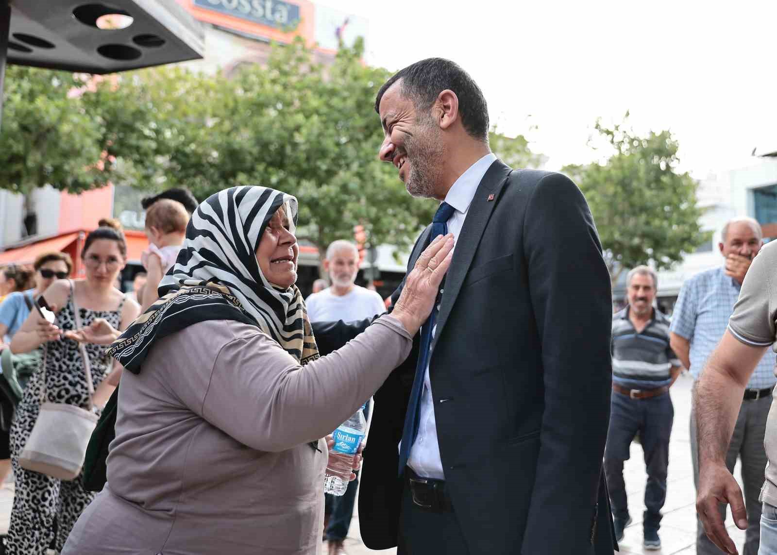 Bayramyeri Meydanında vatandaşa bando konseri sürprizi