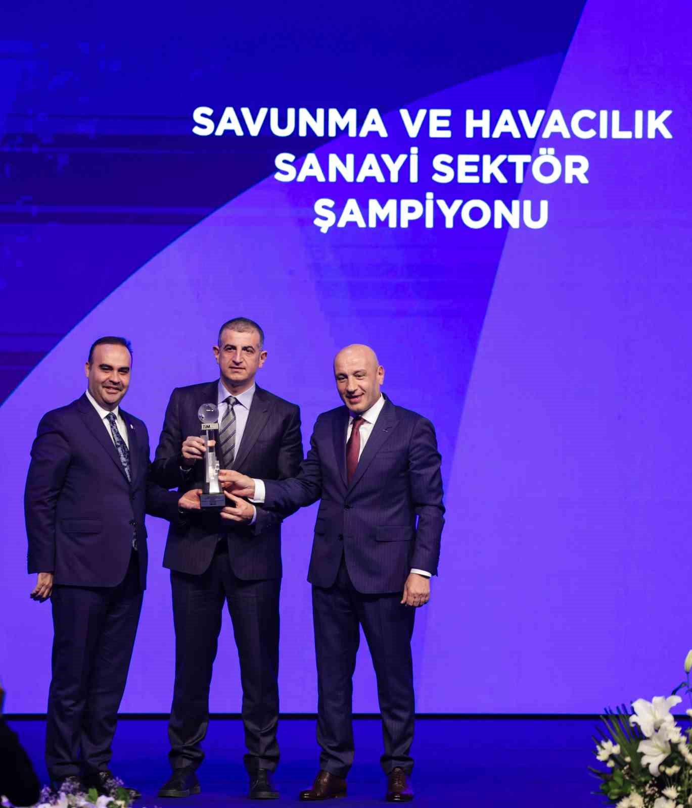 Baykar Türkiye’nin en büyük 10 ihracatçı firmasından biri oldu 
