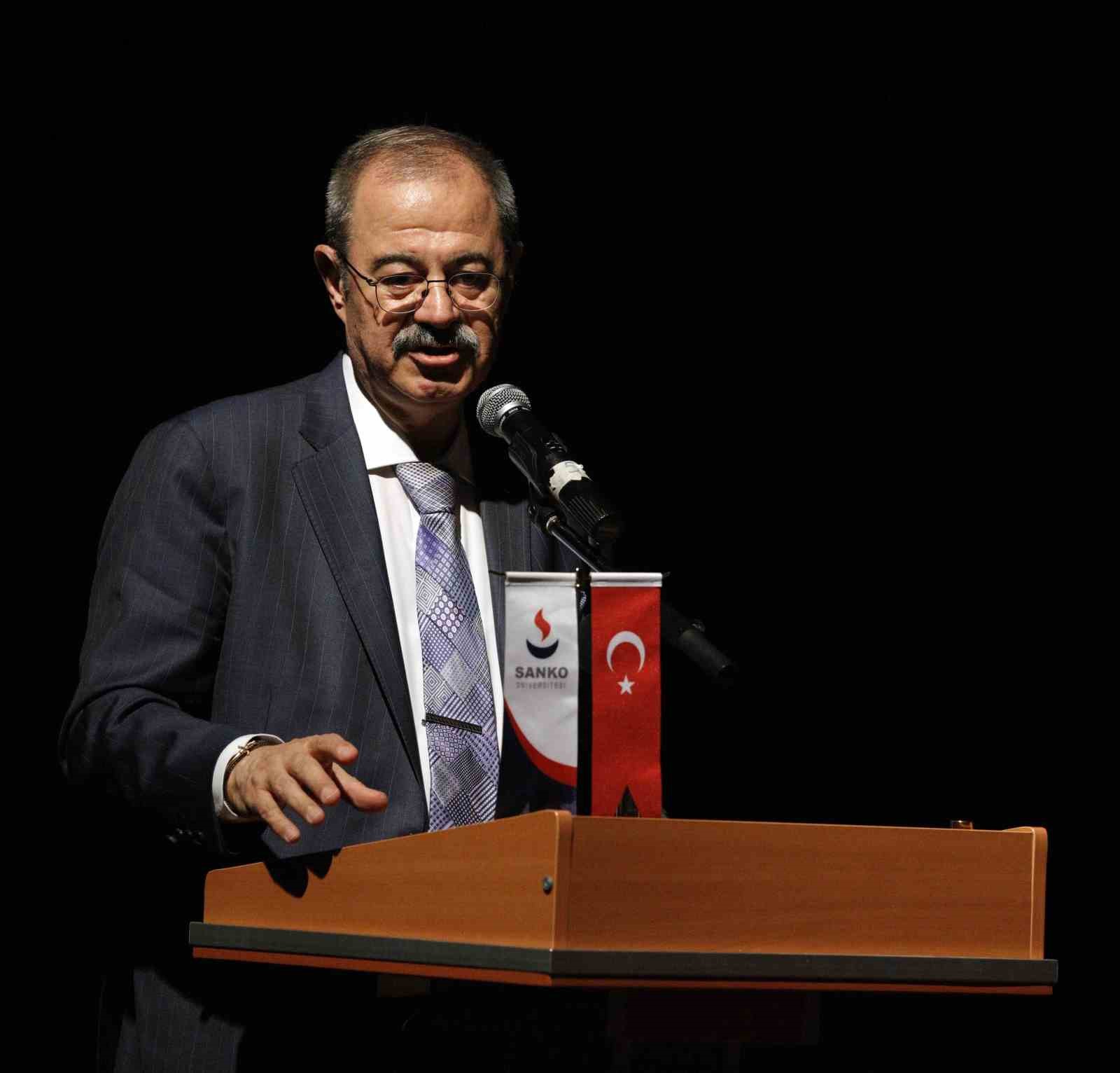 SANKO Üniversitesi’nde mezuniyet coşkusu