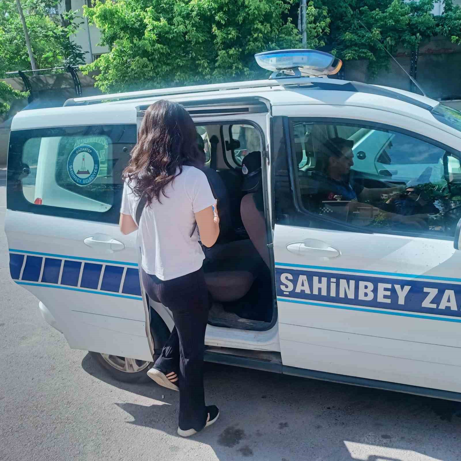 Şahinbey öğrencilerin ve velilerin sınav heyecanı paylaştı