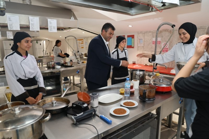 Belediye Başkanı Necdet Akel j&uuml;ri &uuml;yeliği yaptı
