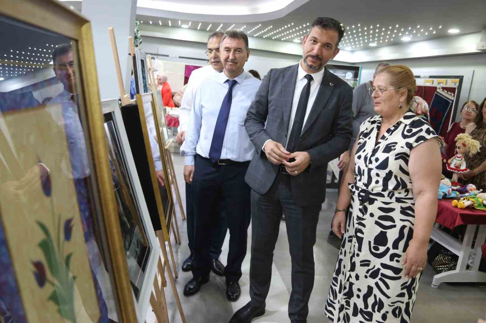 Şehzadeler HEM&rsquo;in kursiyerleri h&uuml;nerlerini sergiledi
