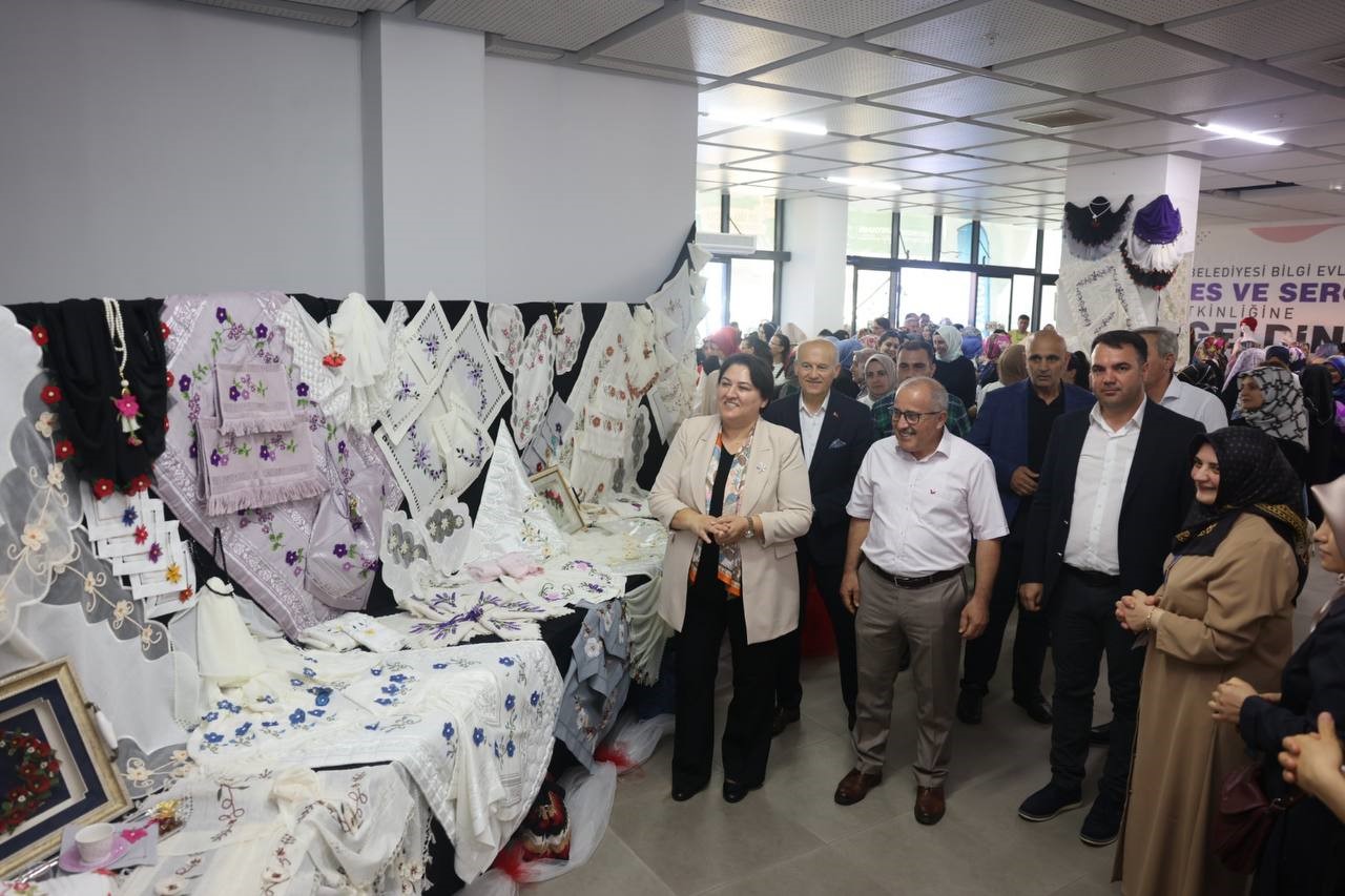 El emeği göz nuru eserler görücüye çıktı
