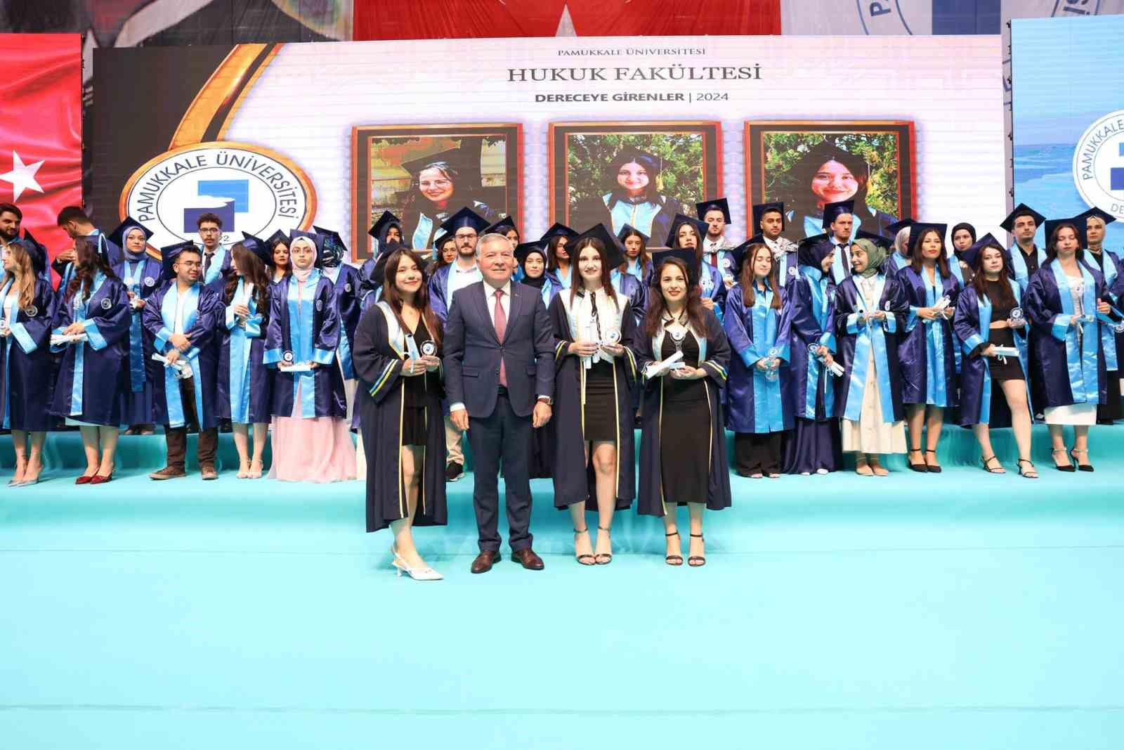 PA&Uuml;&rsquo;de mezuniyet heyecanı başladı
