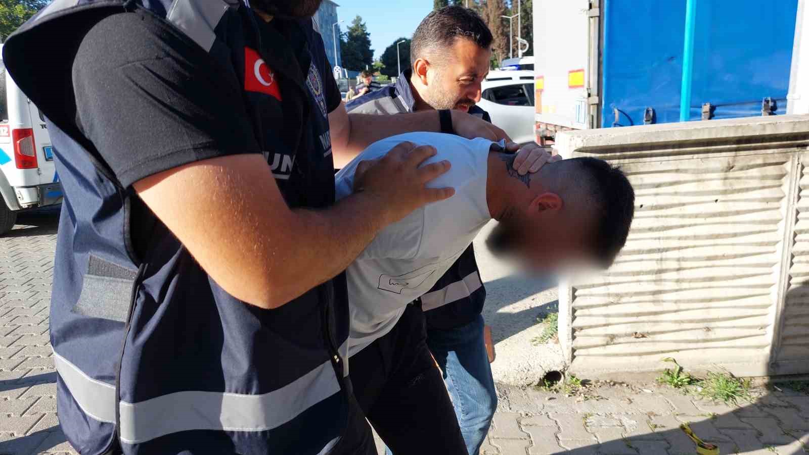 Samsun&rsquo;da 100&rsquo;&uuml;n &uuml;zerindeki adrese dev uyuşturucu operasyonu
