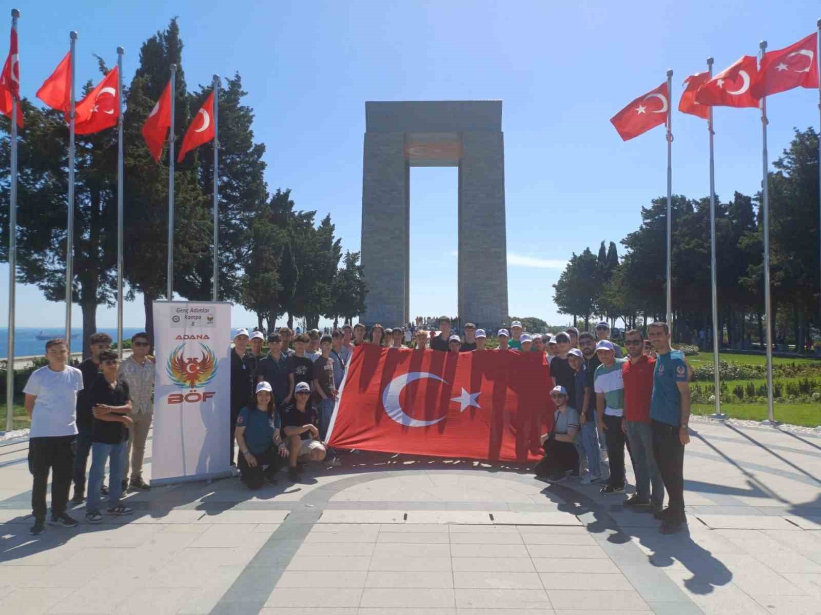 Adana'da eğitim gören 40 lise öğrencisi polis tarafından Bursa ve Çanakkale'ye götürüldü İhlas Haber Ajansı