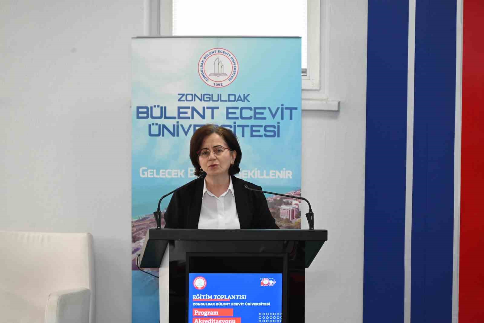 ZBE&Uuml;&rsquo;de &ldquo;Program Akreditasyonu&rdquo; Konulu Eğitim Toplantısı Ger&ccedil;ekleştirildi
