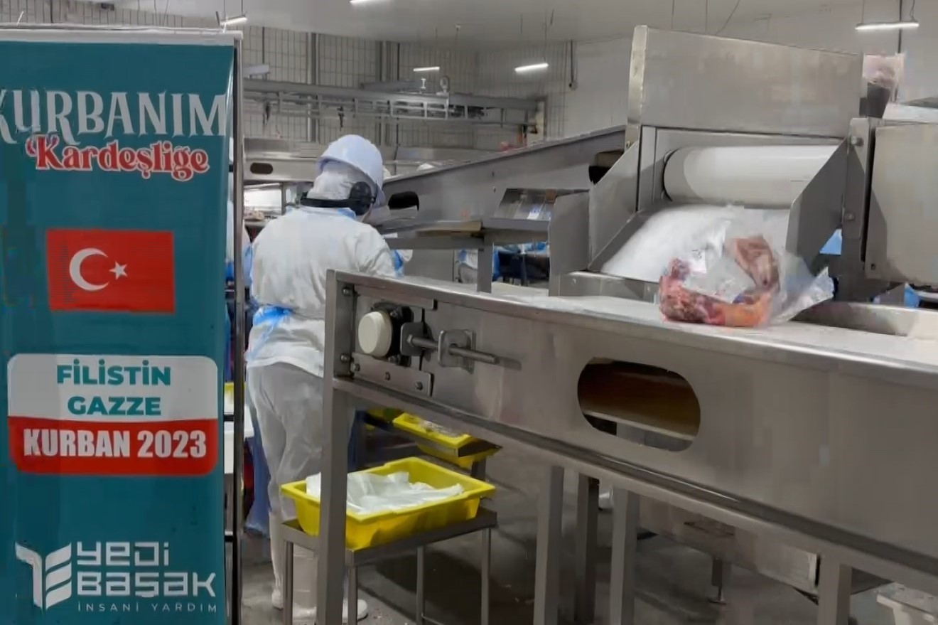 Yedi Başak, 3 kıtadaki 15 &uuml;lkede kurban bağışlarını ihtiya&ccedil; sahiplerine ulaştıracak
