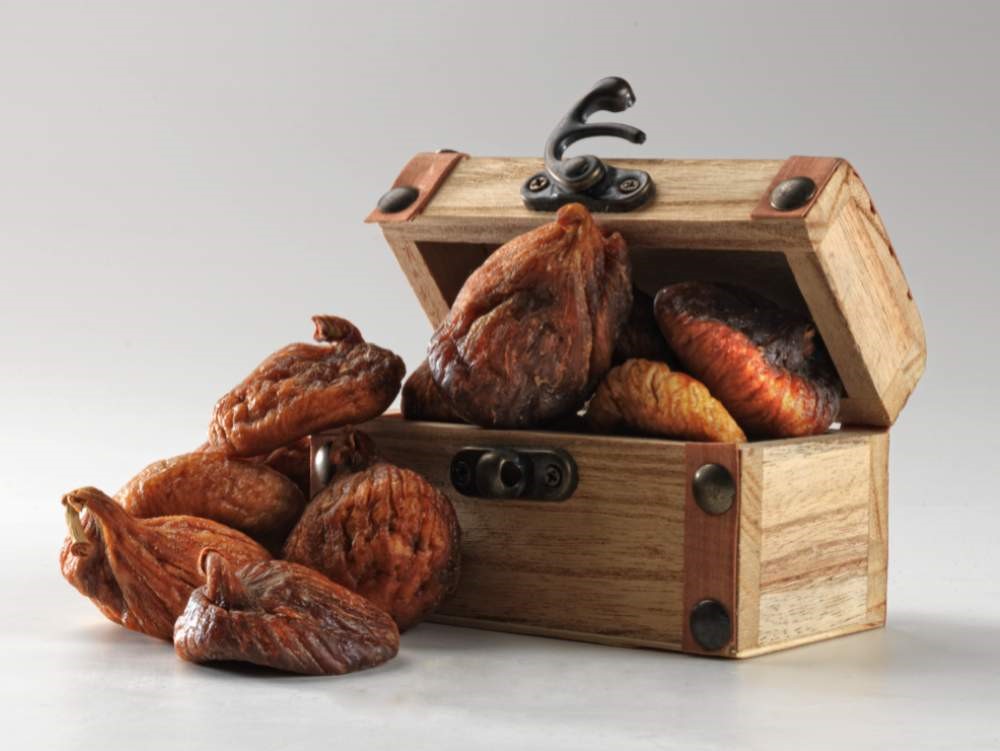 Kuru meyve sekt&ouml;r&uuml;nde ihracat şampiyonlarının ilk 11&rsquo;inin 10&rsquo;u Egeli
