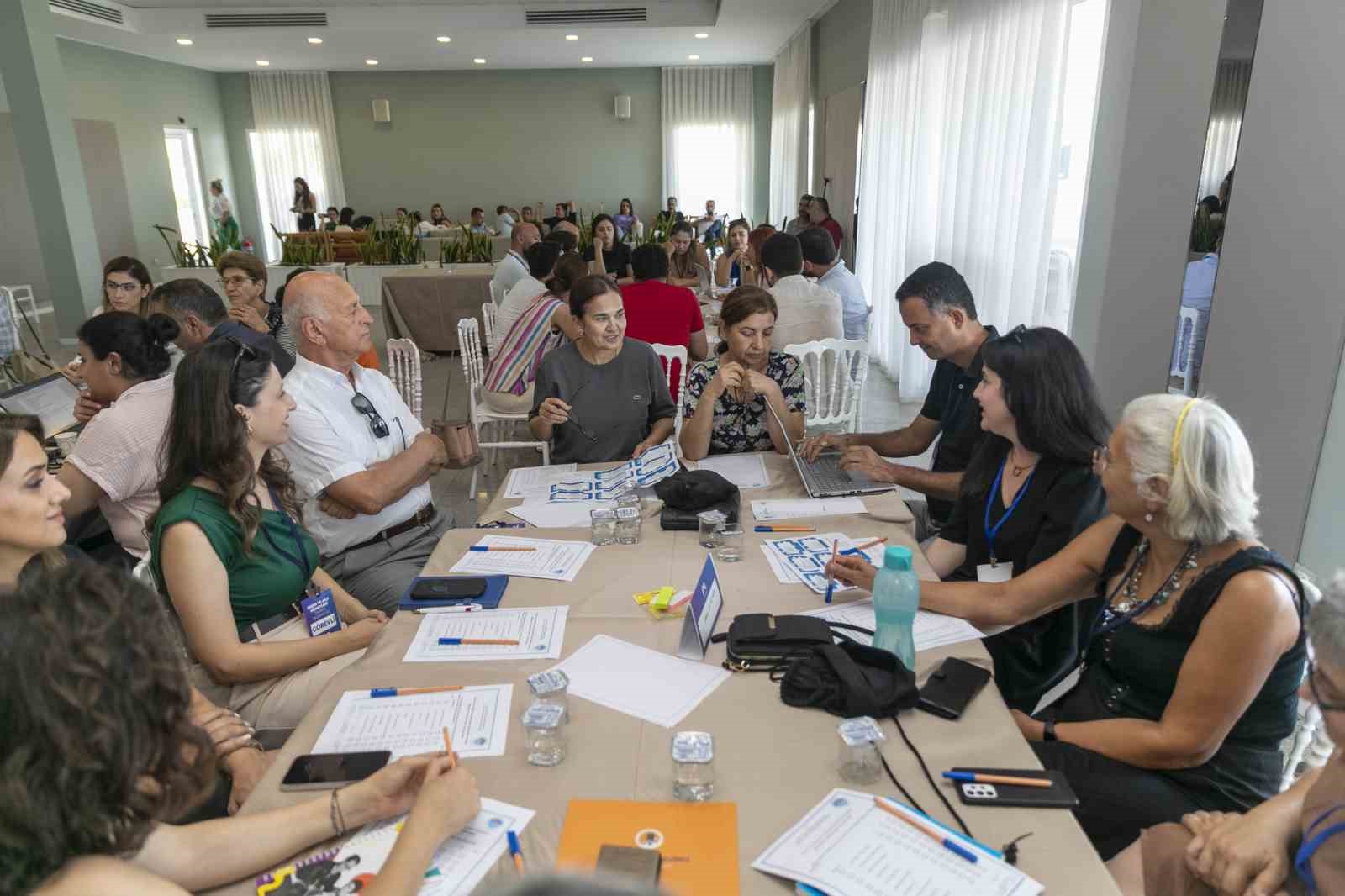 Mersin&rsquo;de &rsquo;&Ccedil;ocuk &Ccedil;alıştayı&rsquo; ger&ccedil;ekleştirildi
