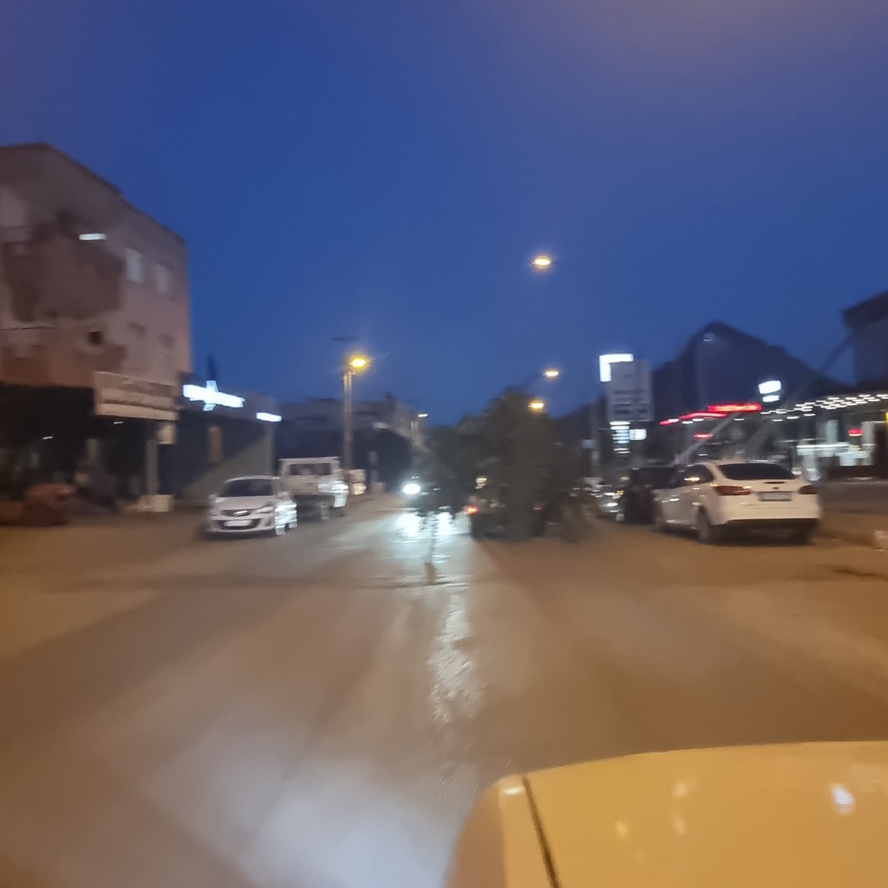 Kozan&rsquo;da &rsquo;ağa&ccedil; otomobil&rsquo;i g&ouml;renler hayrete d&uuml;şt&uuml;

