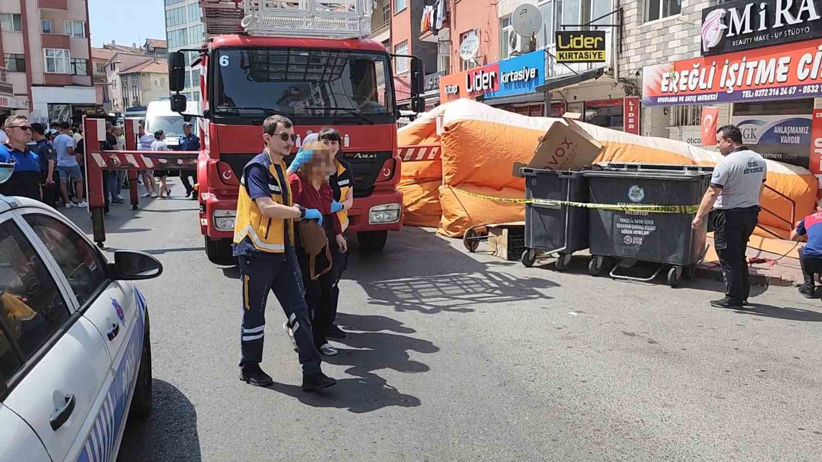 13 yaşındaki kız annesini darp ederek rehin aldı; intihara kalkıştı
