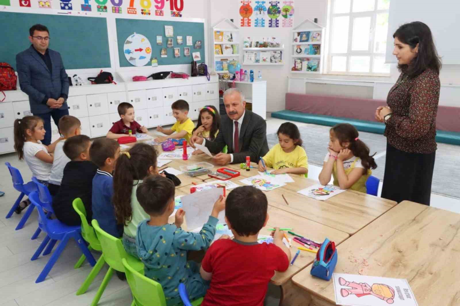 İl Milli Eğitim M&uuml;d&uuml;r&uuml; Yener: &ldquo;Asel&rsquo;in hatırasını yaşatacağız&rdquo;
