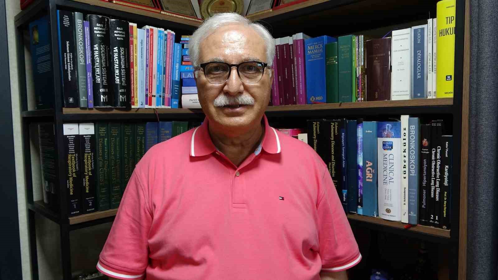 Prof. Dr. Tevfik Özlü: "Saat 11.00 ile 16.00 arasında güneş çarpmalarına karşı dikkatli olmak gerekir"