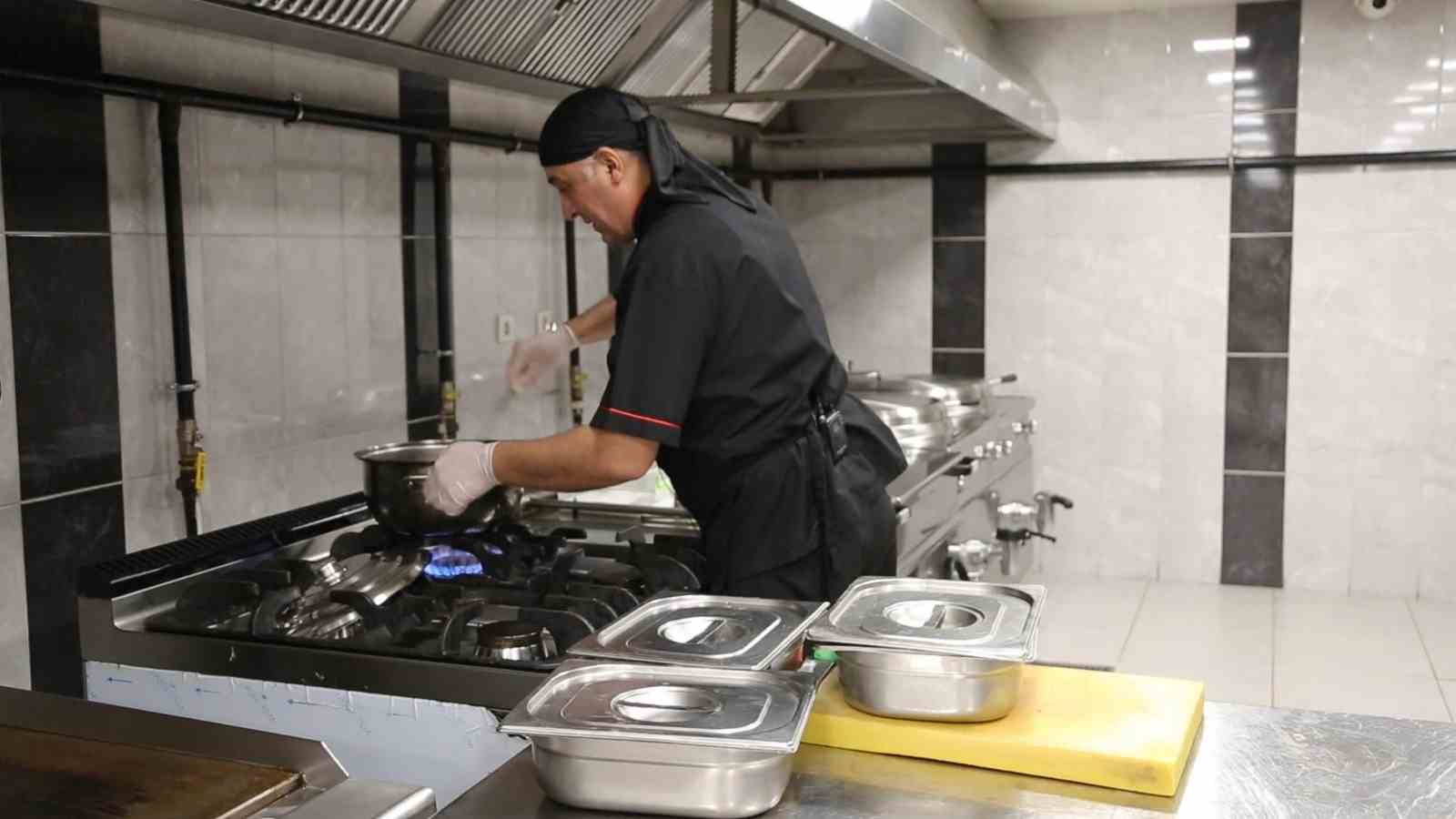 Kurban eti i&ccedil;in 24 saat uyarısı: &Ouml;l&uuml;m sertliği oluşuyor t&uuml;ketmeyin
