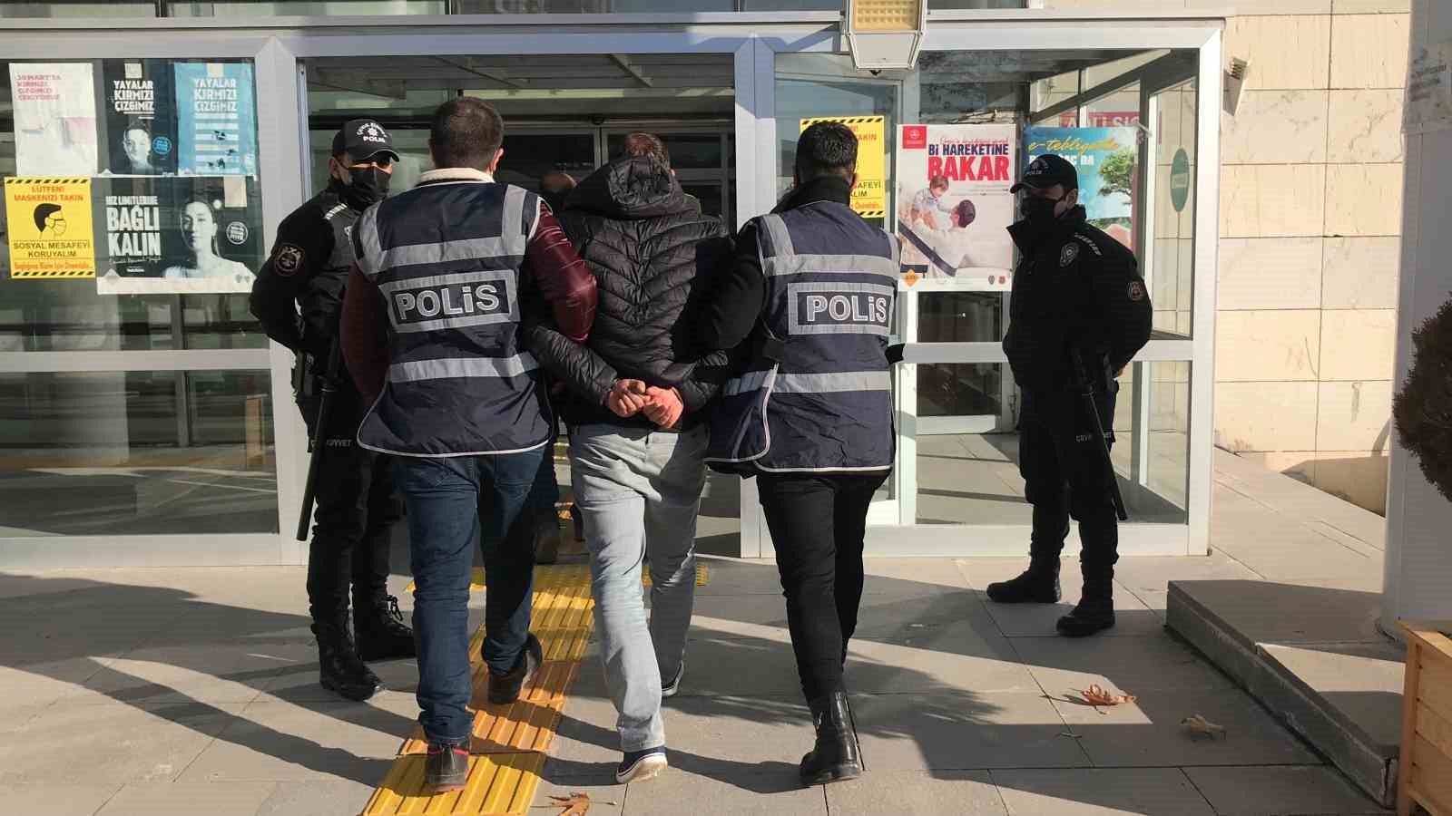 18 yıllık cinayette 3 kişiye toplam 5 kez ağırlaştırılmış müebbet verildi