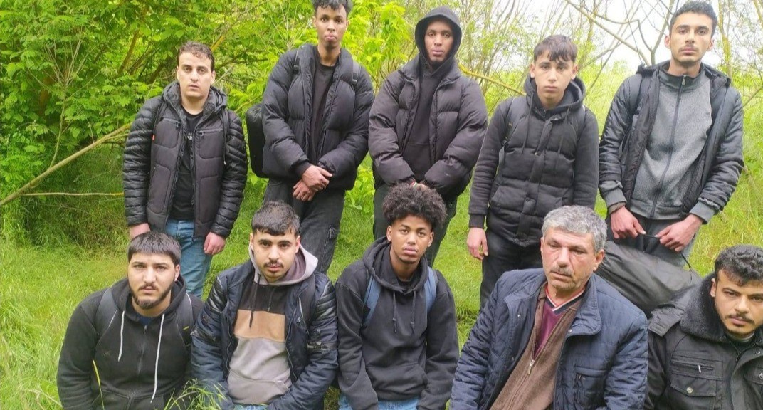 Edirne’de 23 düzensiz göçmen yakalandı