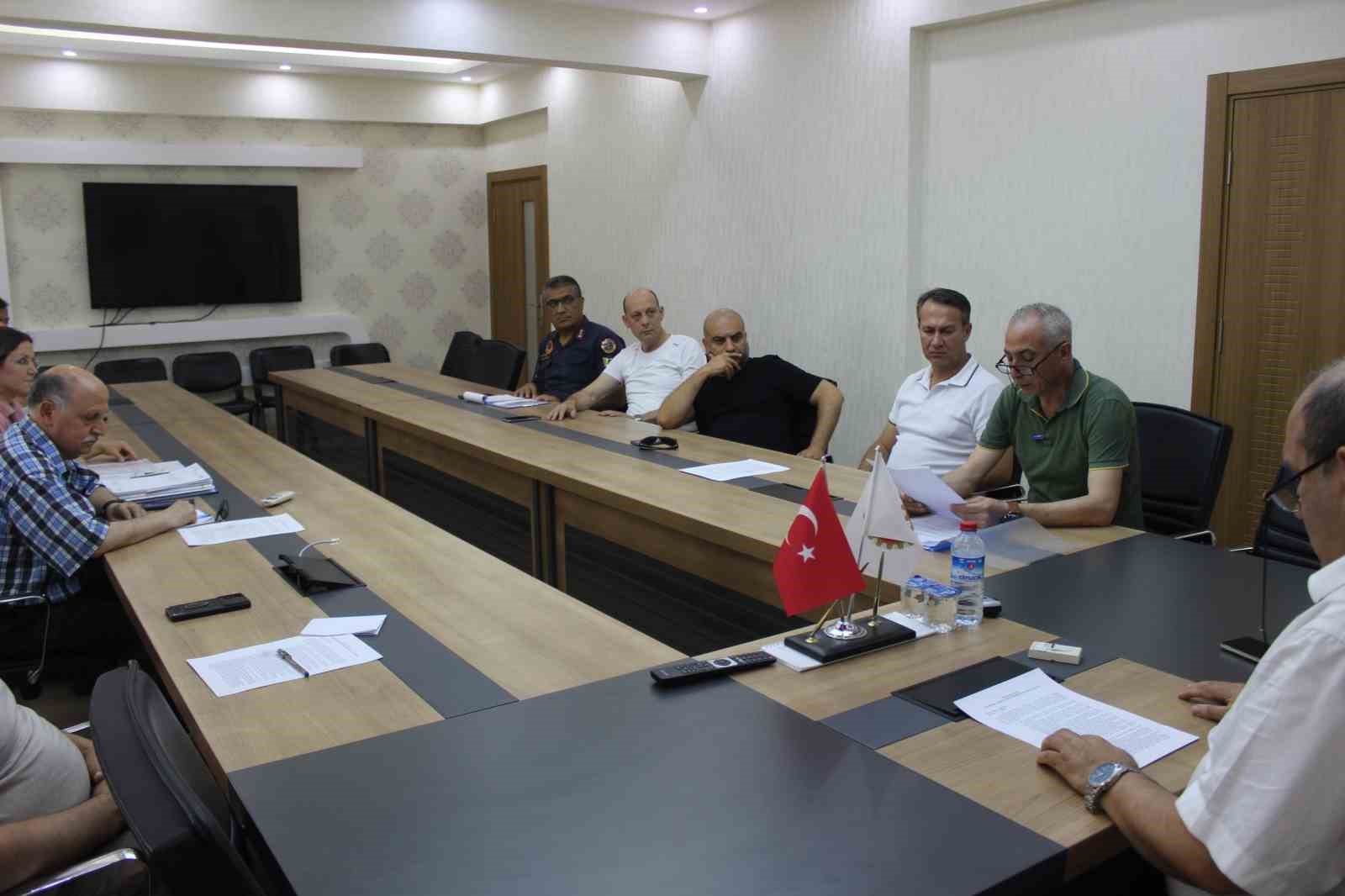 Mevsimlik tarım iş&ccedil;ileri ile ilgili alınacak tedbirlere y&ouml;nelik toplantı ger&ccedil;ekleştirildi
