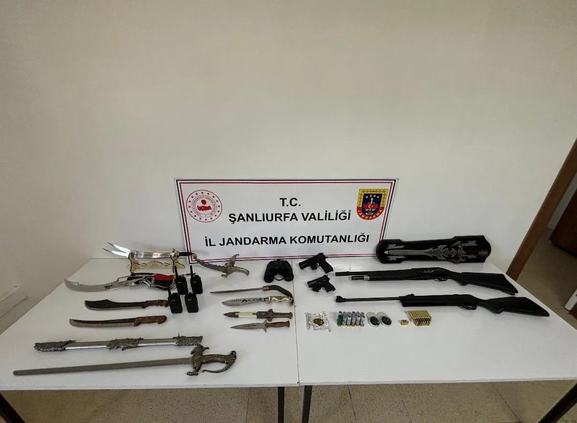 Şanlıurfa&rsquo;da silah ve uyuşturucu operasyonları: 27 g&ouml;zaltı
