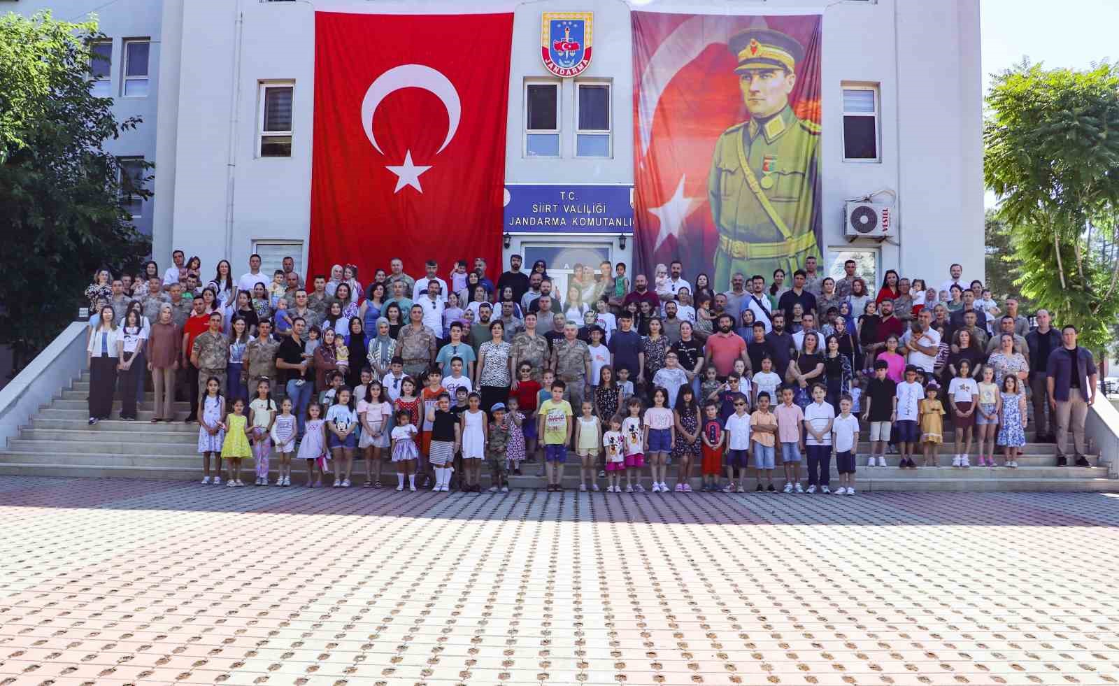 Siirt İl Jandarma Komutanlığı 185. kuruluş yıld&ouml;n&uuml;m&uuml;n&uuml; kutladı
