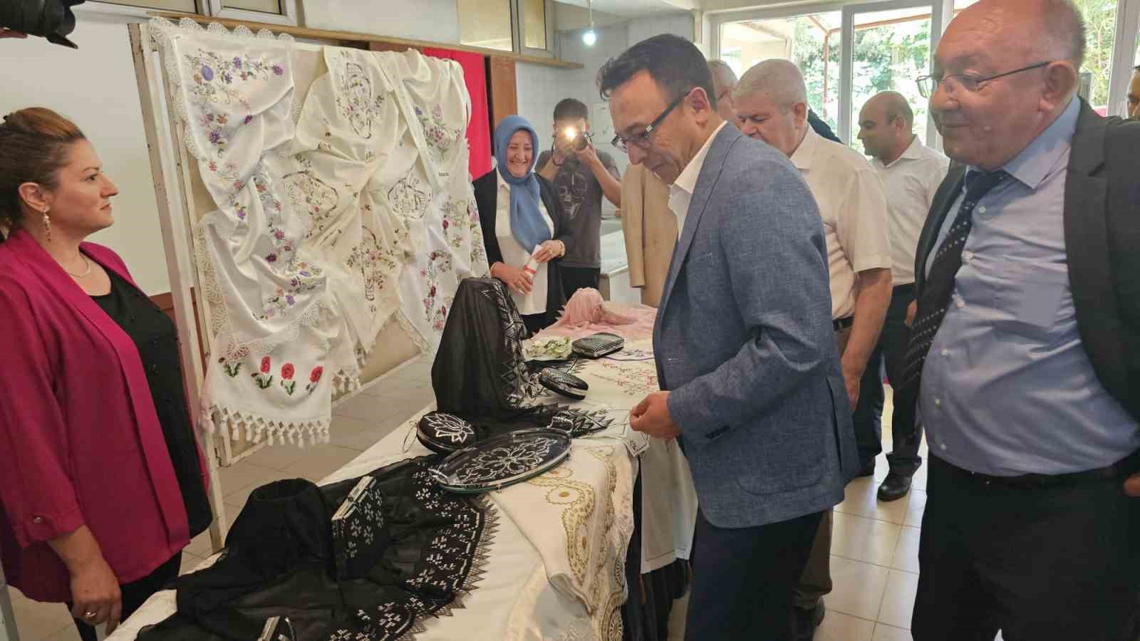 Bandırma&rsquo;da el emeği sergisi ilgi g&ouml;rd&uuml;
