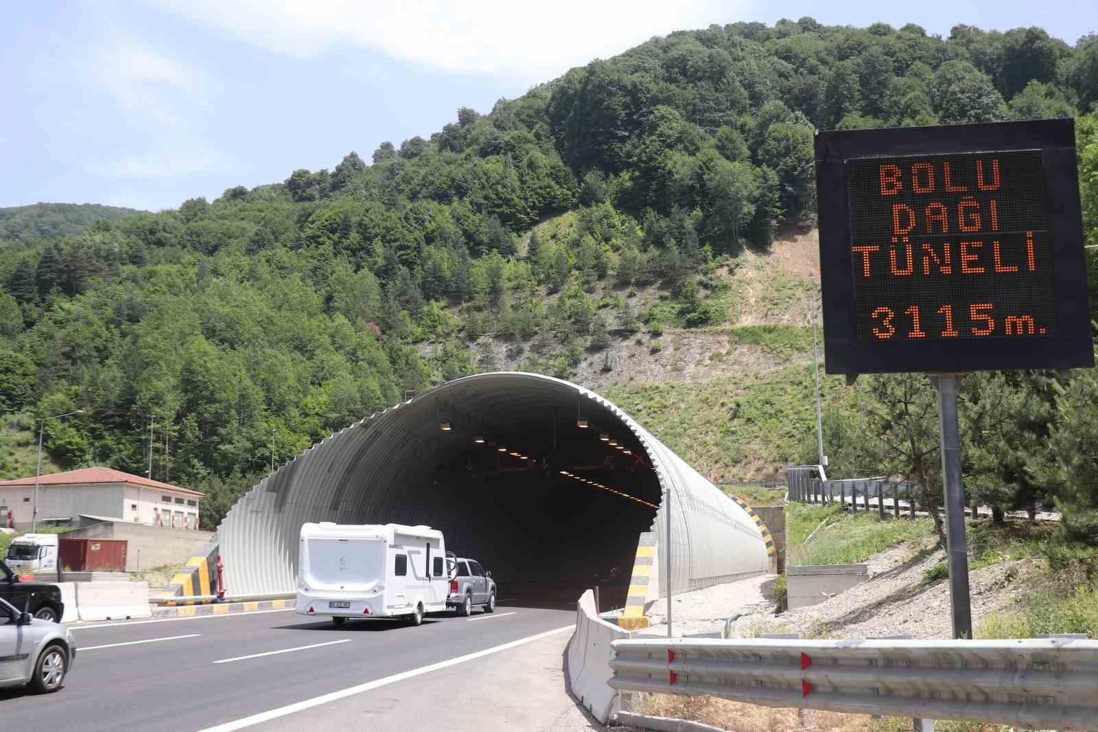 Bolu’da büyük araçların geçişi pazar gününe kadar yasaklandı
