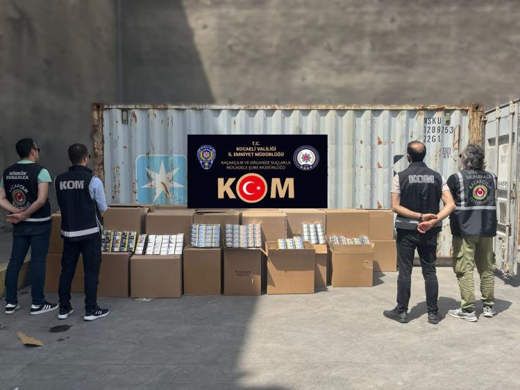 Yılport Limanı’nda 31 bin 500 paket gümrük kaçağı sigara ele geçirildi
