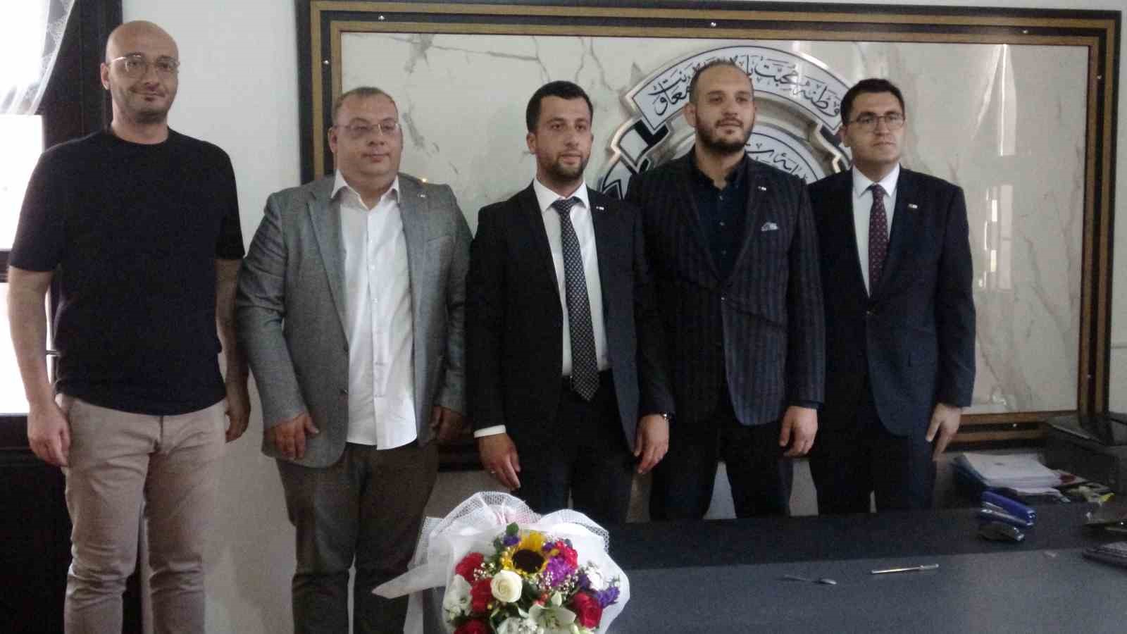 T&uuml;rk Kızılay K&uuml;tahya Şube Başkanlığında bayrak değişimi
