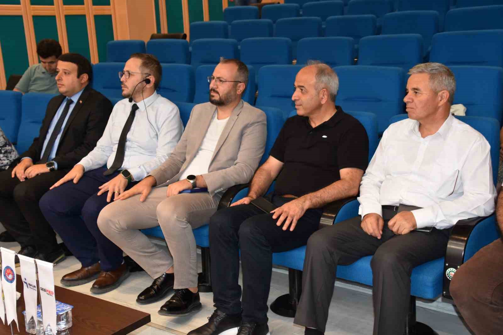 Denizli OSB &rsquo;Geleceğin Meslekleri ve End&uuml;stri 4.0&rsquo; seminerine ev sahipliği yaptı
